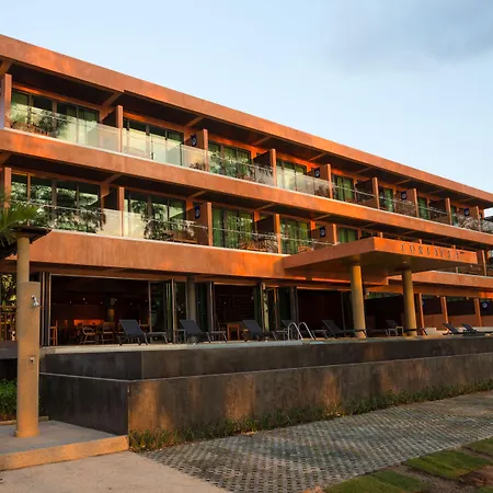 Coriacea Beachfront Boutique Phuket Resort-3